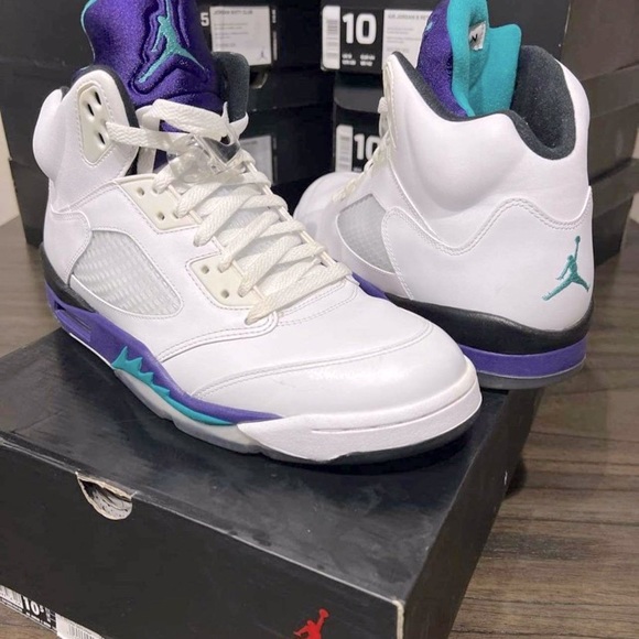 Jordan Retro 5 Grape 2013. - Picture 1 of 2